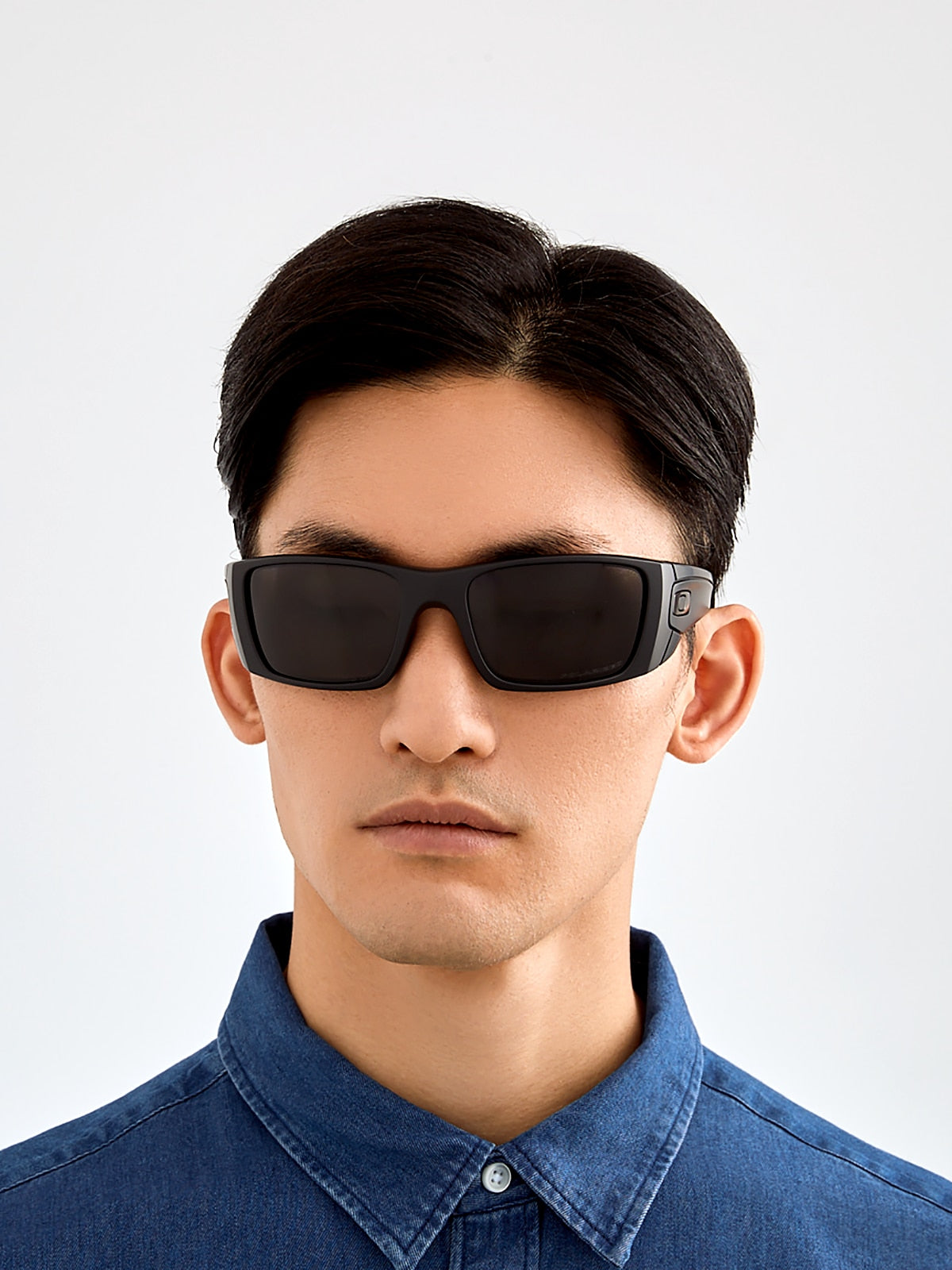 Oakley OO9096 Fuel Cell Men's Rectangle Prizm Sunglasses - Matte Black Frame