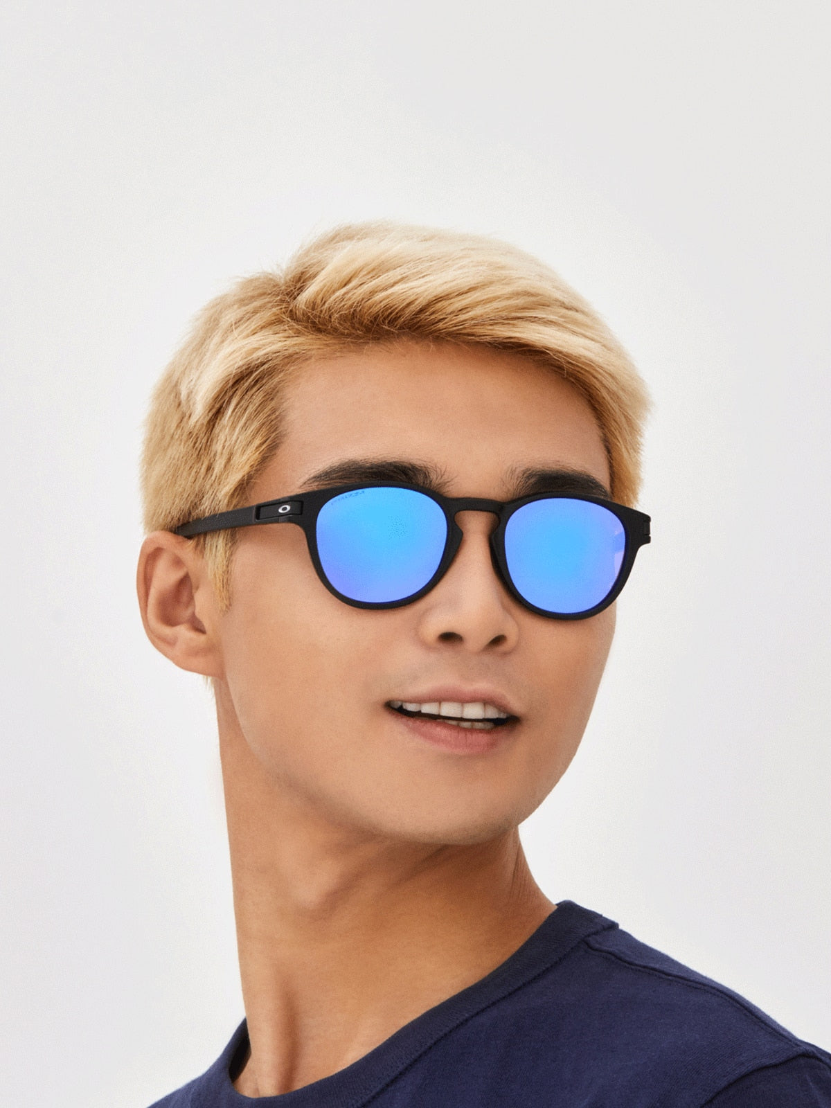 Oakley OO9265 Latch Men's Round Prizm Sunglasses