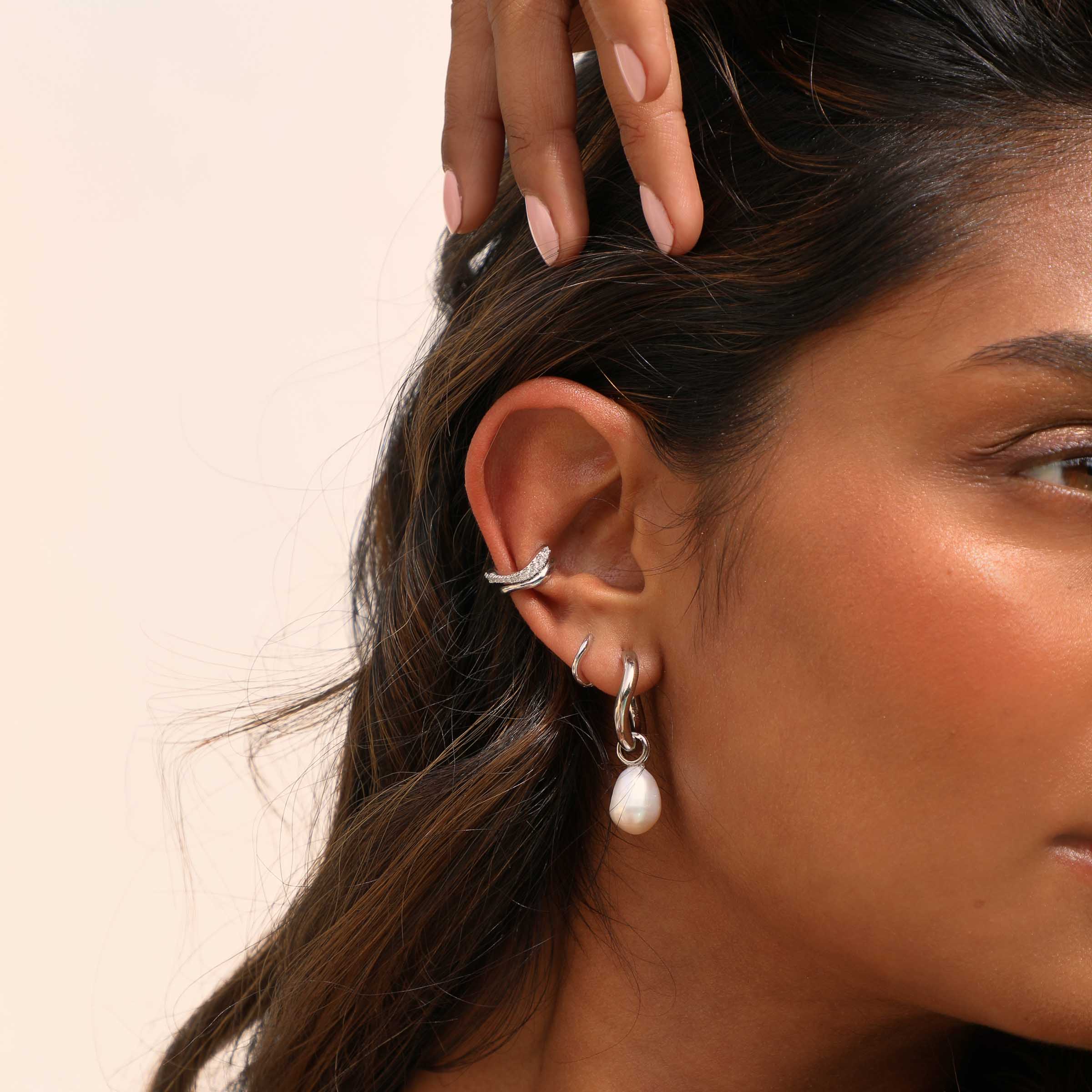 Wave Ear Cuff in Silver