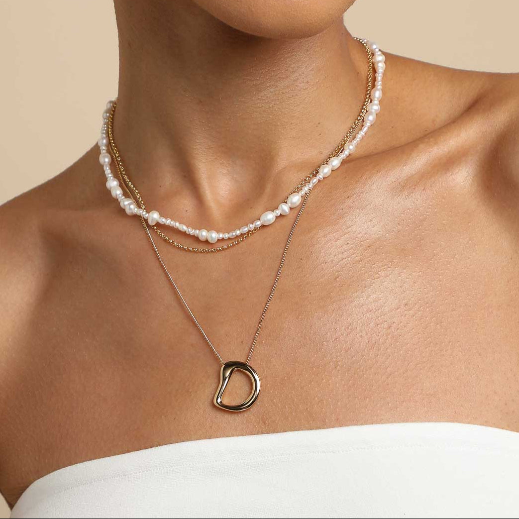 D Initial Bold Pendant Necklace in Gold