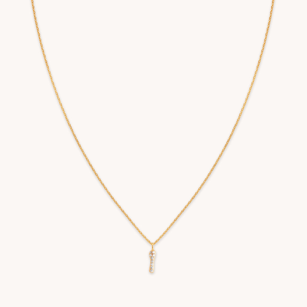 I Initial Pavé Pendant Necklace in Gold