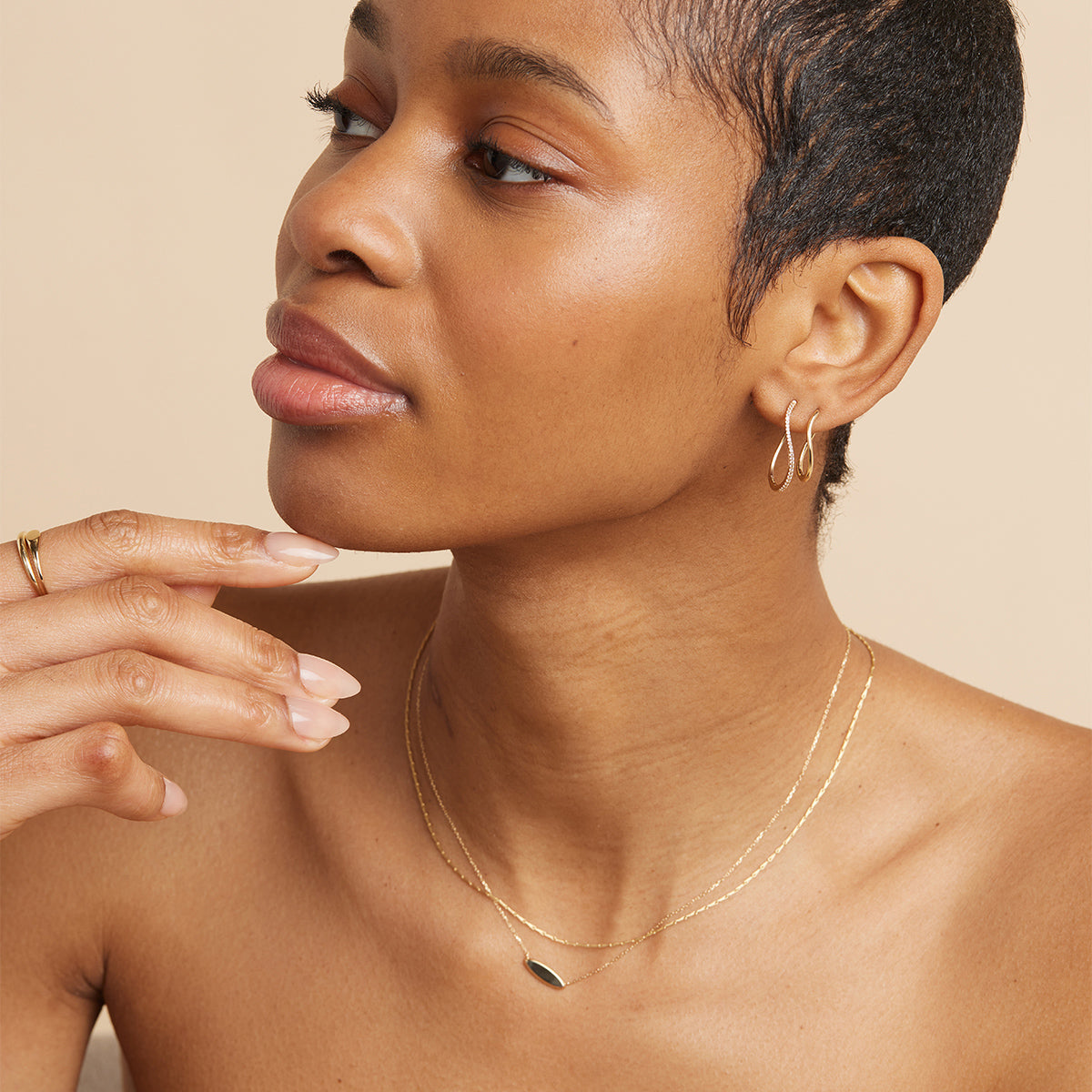 Infinite Hoops in Solid Gold