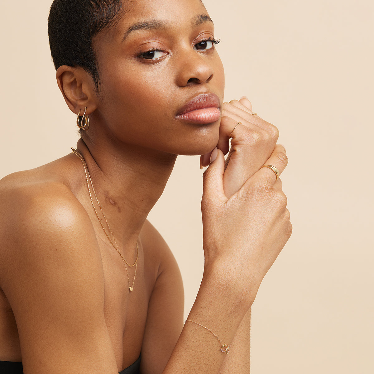 Infinite Hoops in Solid Gold