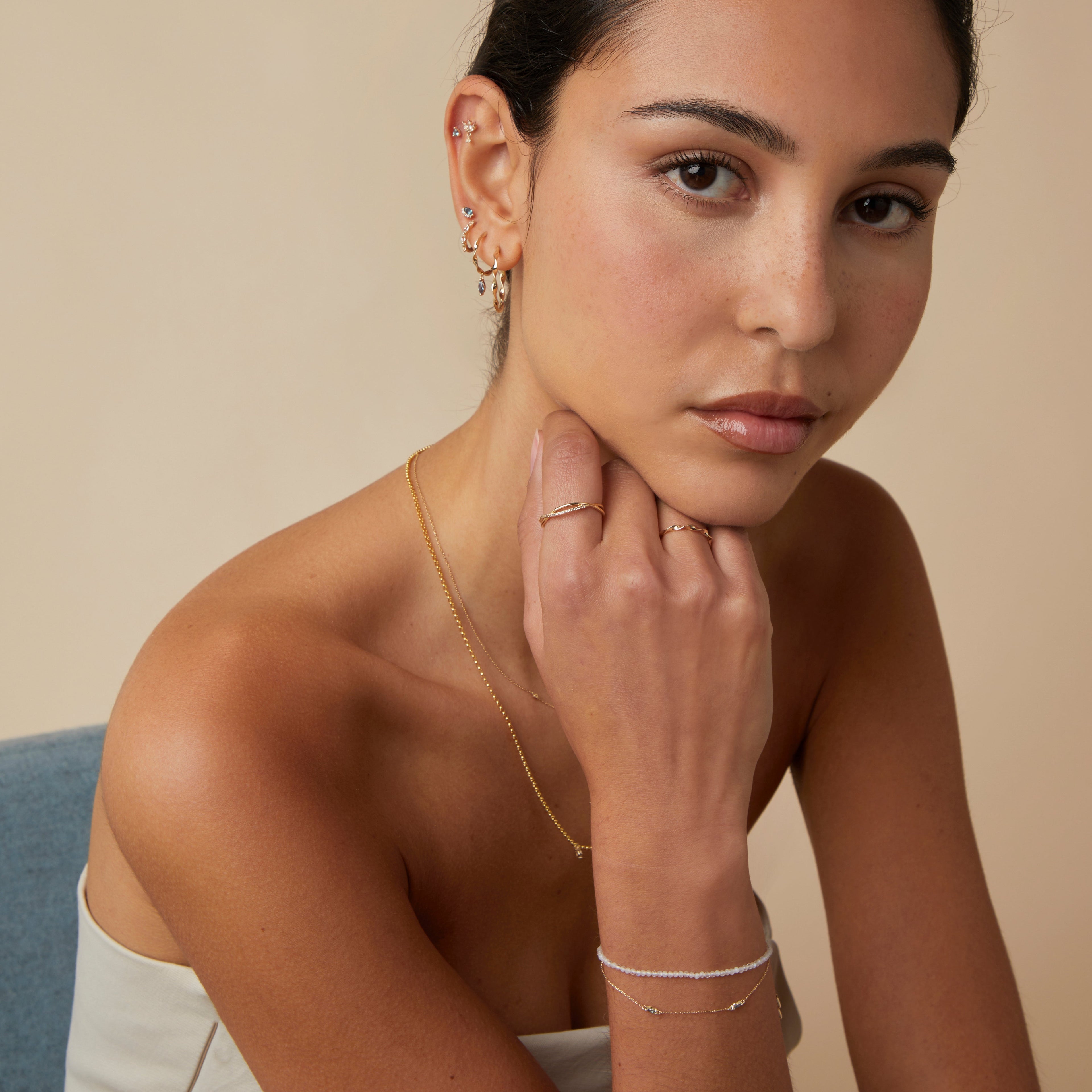 Twist Large Hoops in Solid Gold