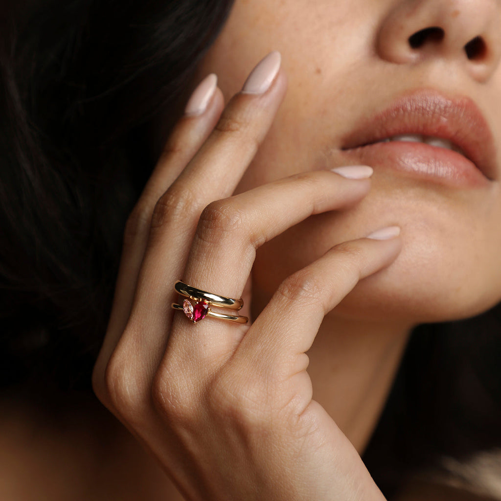 Astrid et Miyu Milestone Ring in Solid Gold