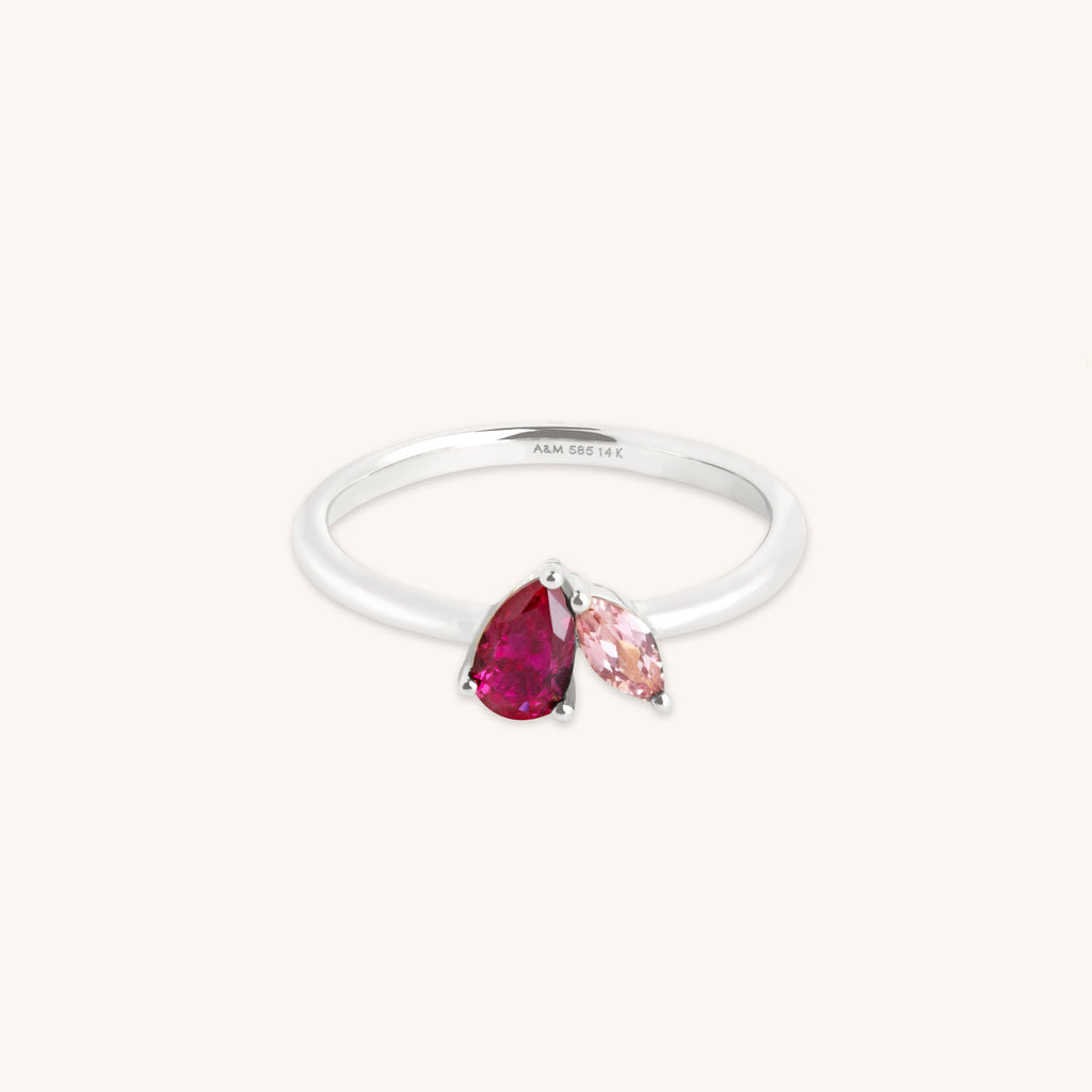 Astrid et Miyu Milestone Ring in Solid White Gold
