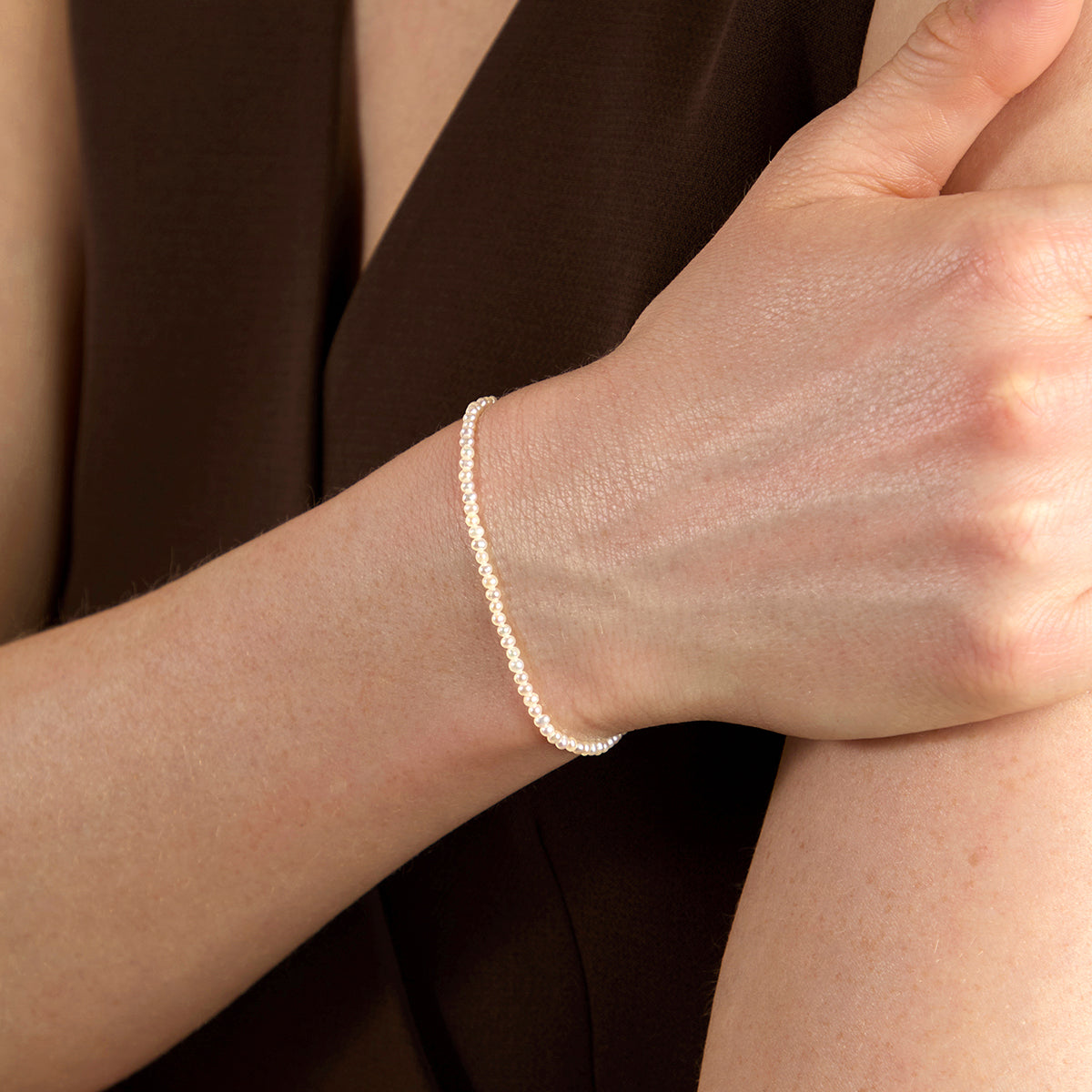 Pearl Beaded Bracelet in Solid Gold