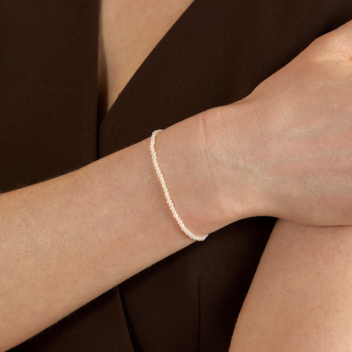 Pearl Beaded Bracelet in Solid White Gold