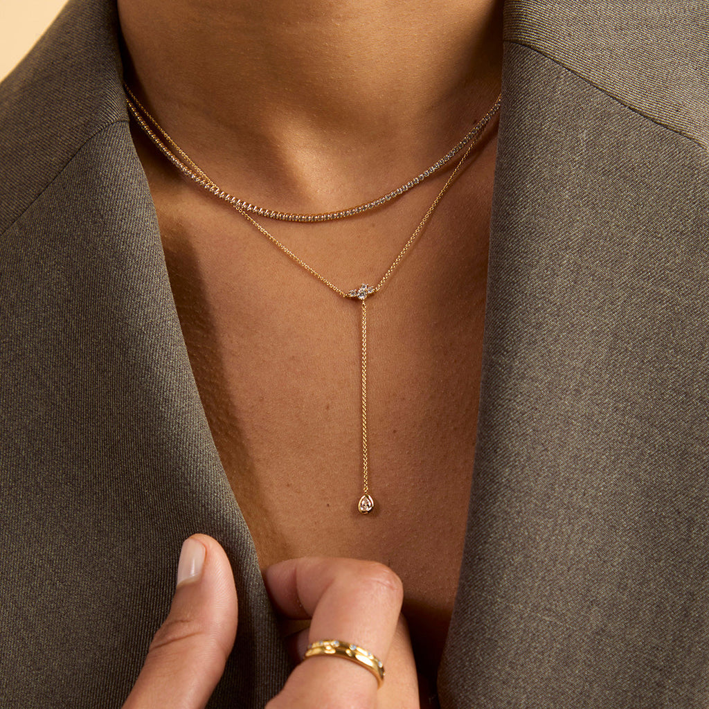 Pear Bezel Lariat Necklace in Gold