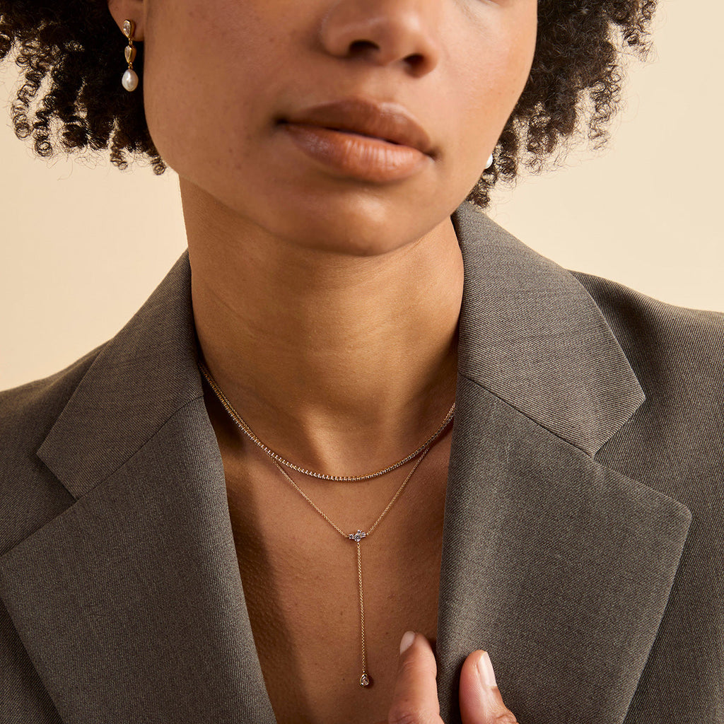 Pear Bezel Lariat Necklace in Gold