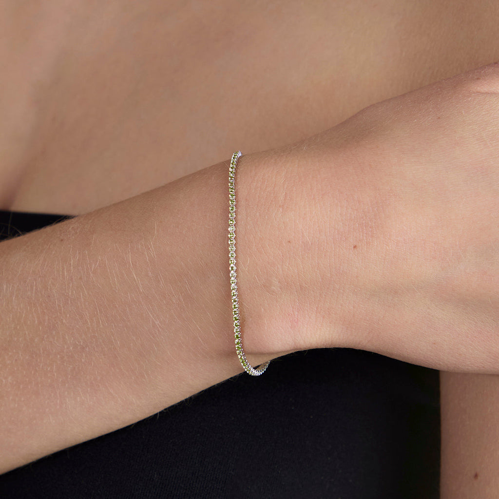 Green Tennis Chain Bracelet in Silver