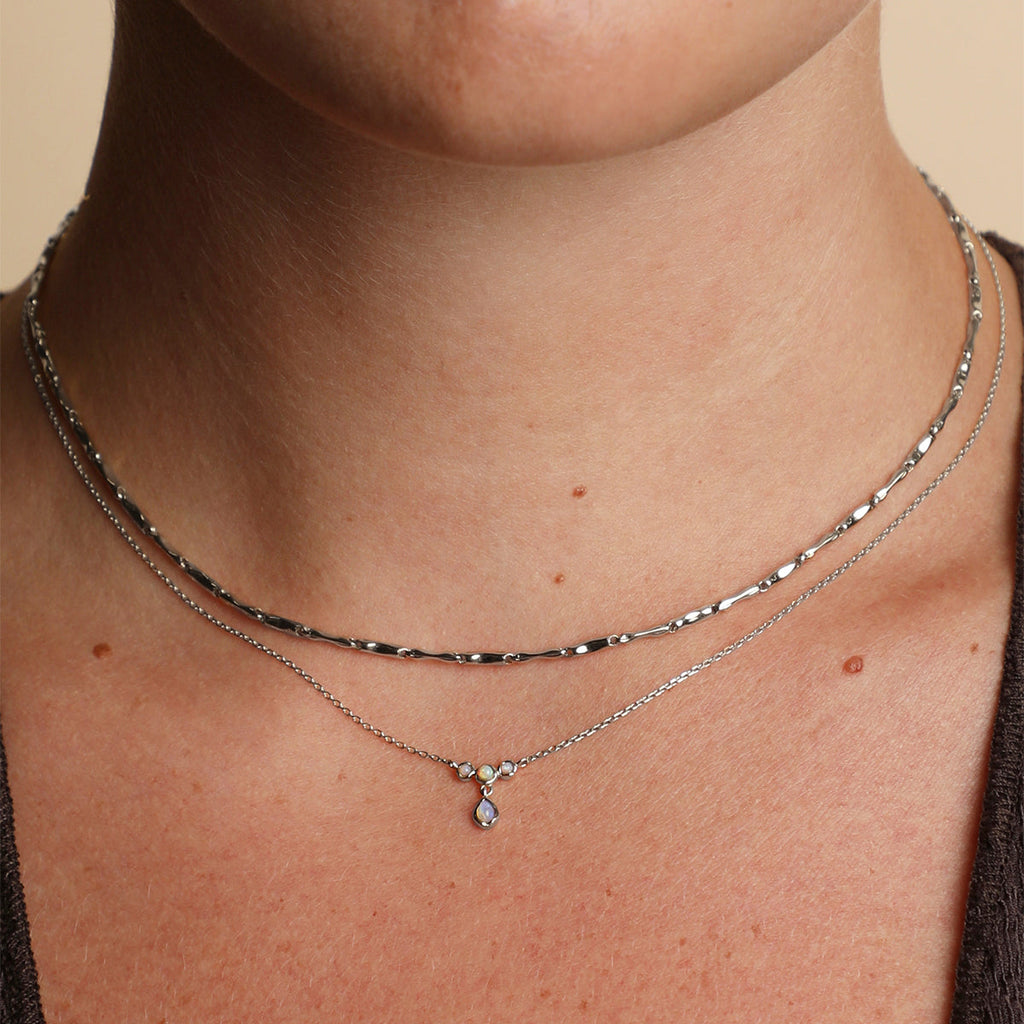 Molten Bar Chain Necklace in Solid White Gold