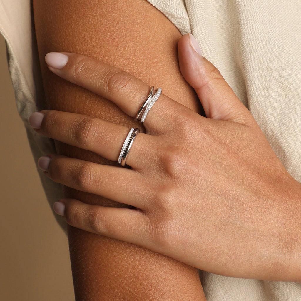 Molten Illusion Pearl Ring in Silver