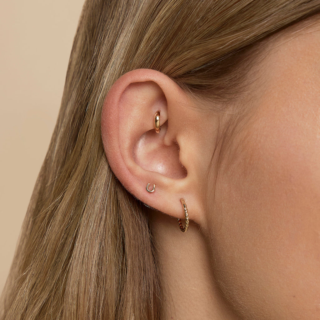 Horseshoe Piercing Stud in Solid Gold