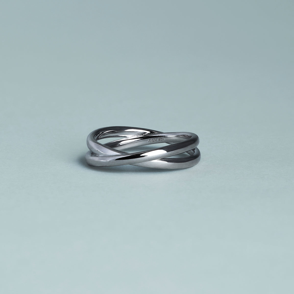 Crossover Illusion Band Ring in Silver