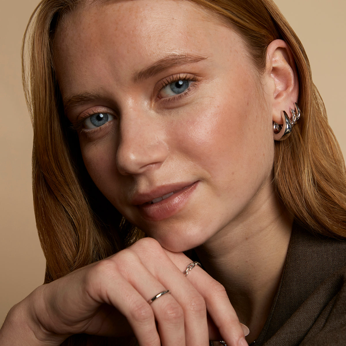 Saddle Medium Hoops in Silver