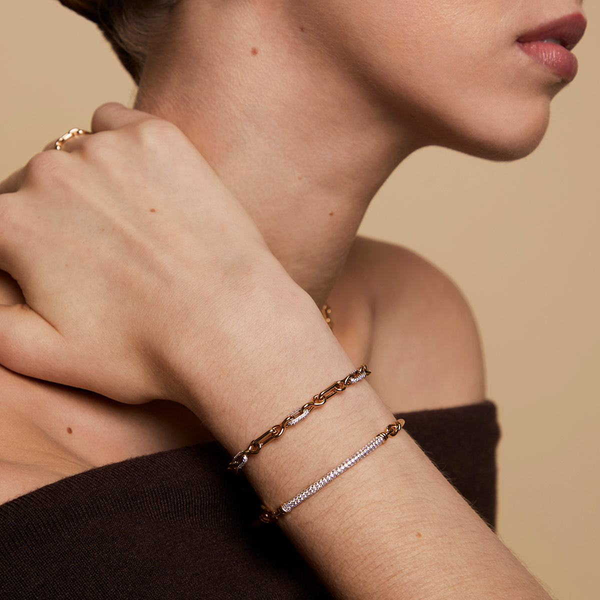 Pavé Chain Link Bracelet in Gold