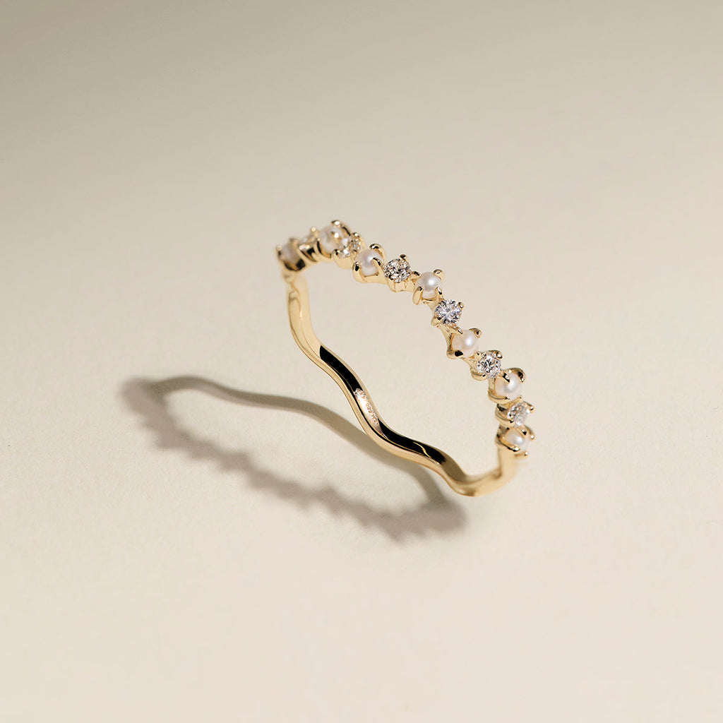 Diamond & Pearl Scalloped Ring in Solid Gold