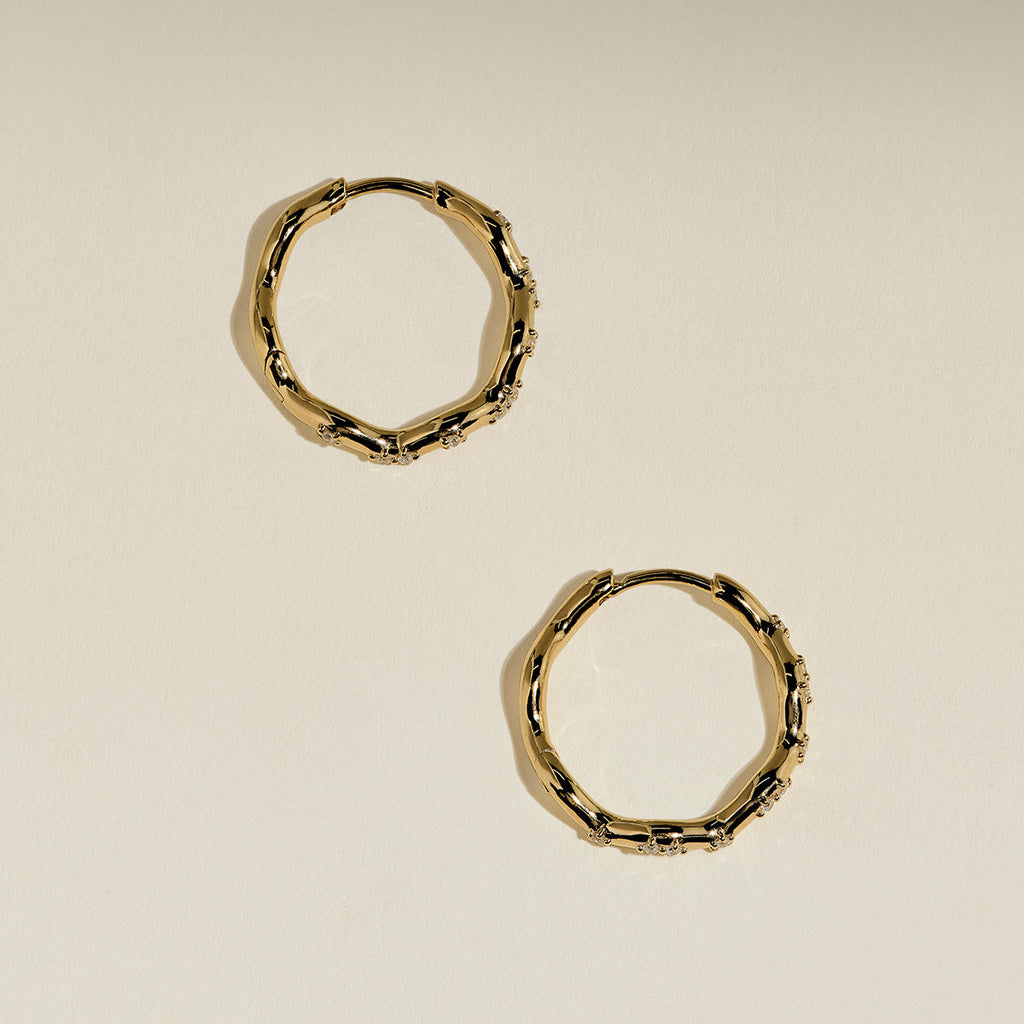 Scalloped Crystal Medium Hoops in Gold