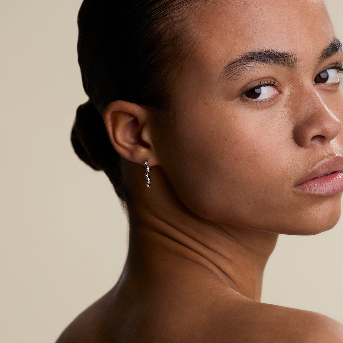 Scalloped Crystal Medium Hoops in Silver