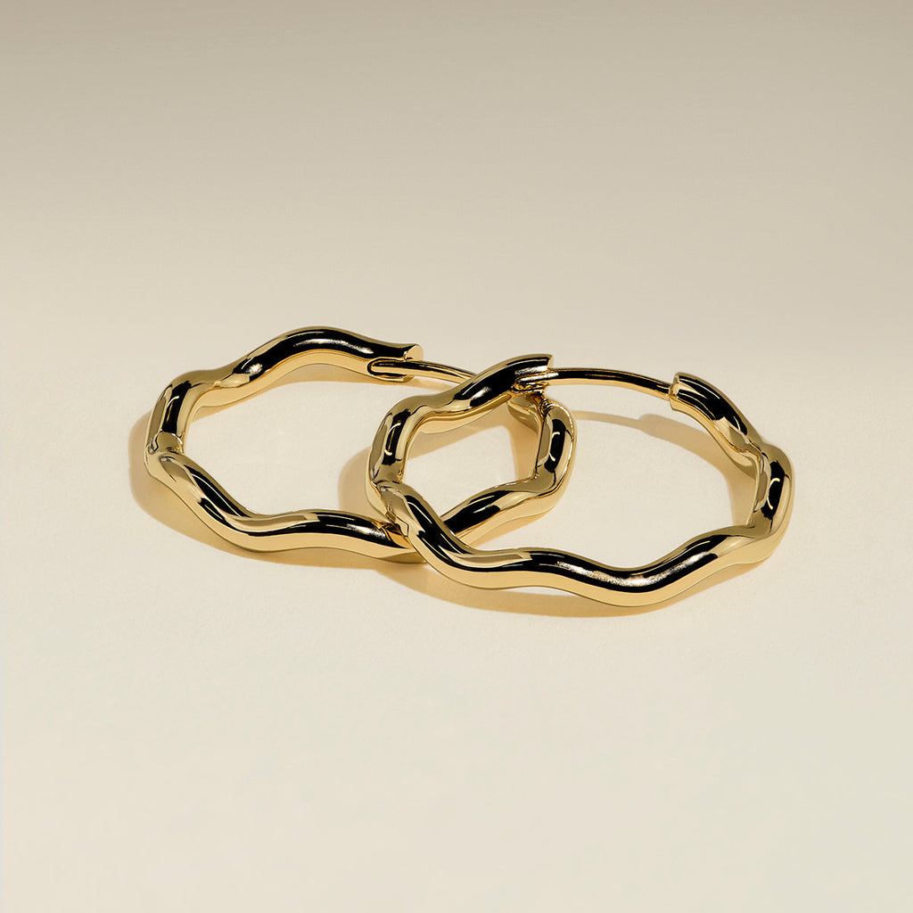 Scalloped Large Hoops in Gold