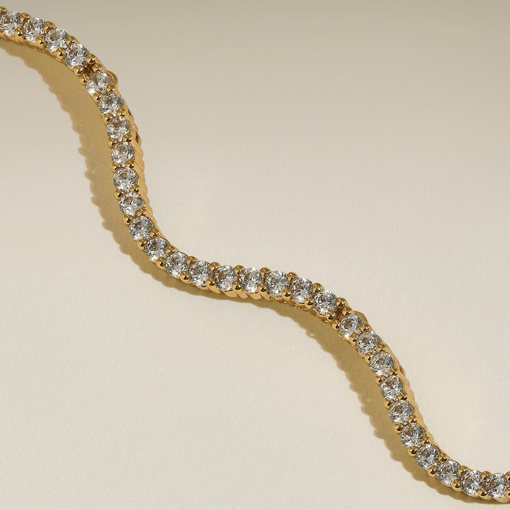 Scalloped Tennis Chain Necklace in Gold