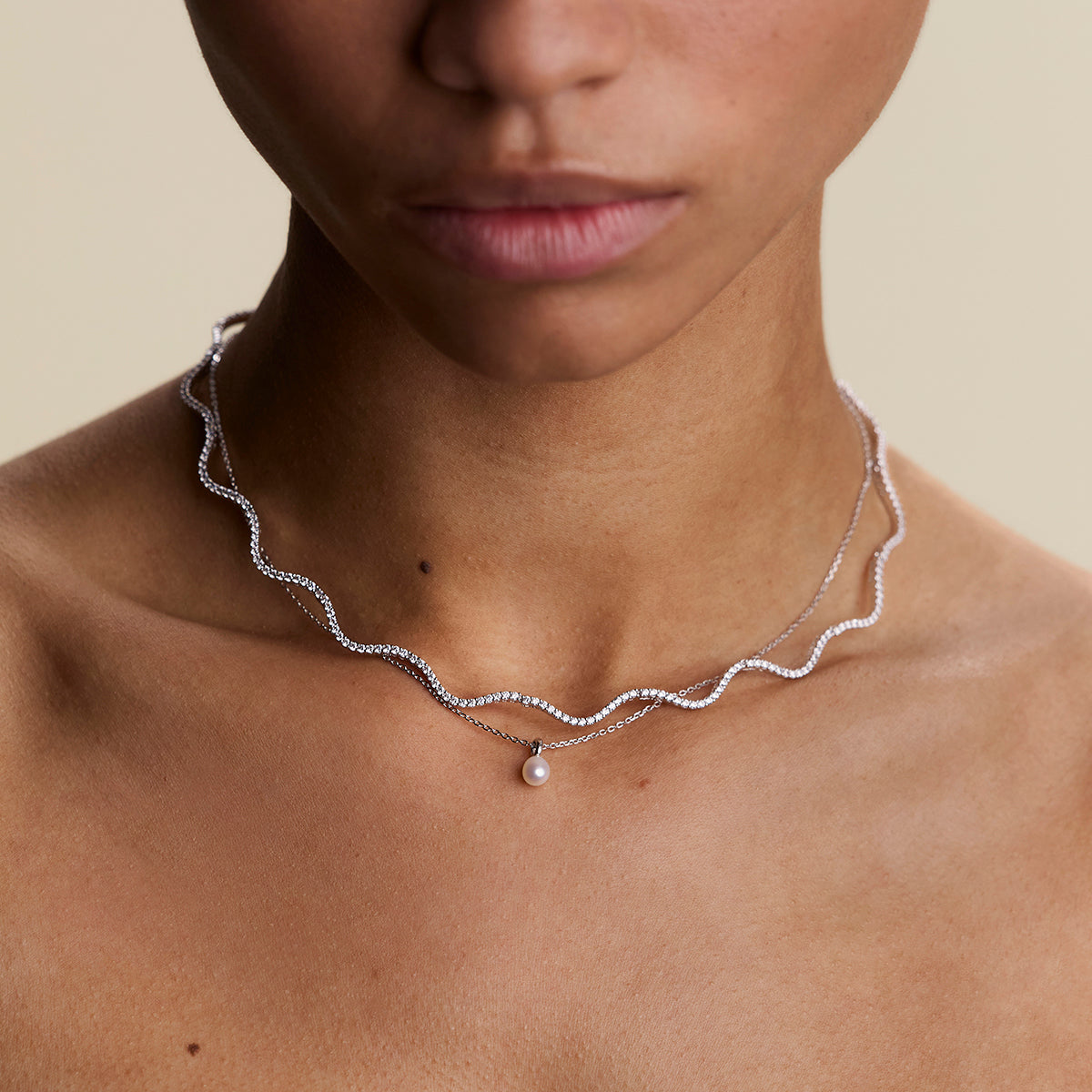 Scalloped Tennis Chain Necklace in Silver