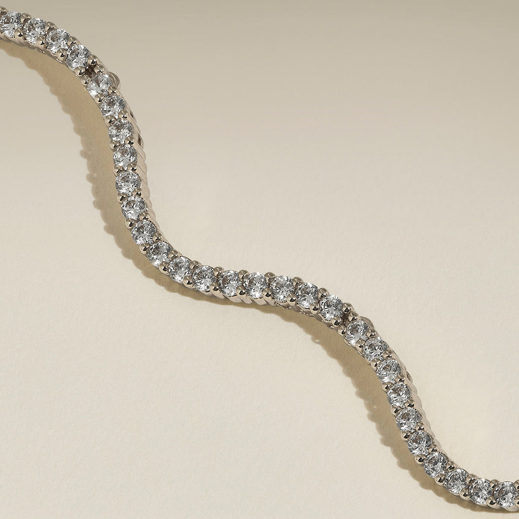 Scalloped Tennis Chain Necklace in Silver