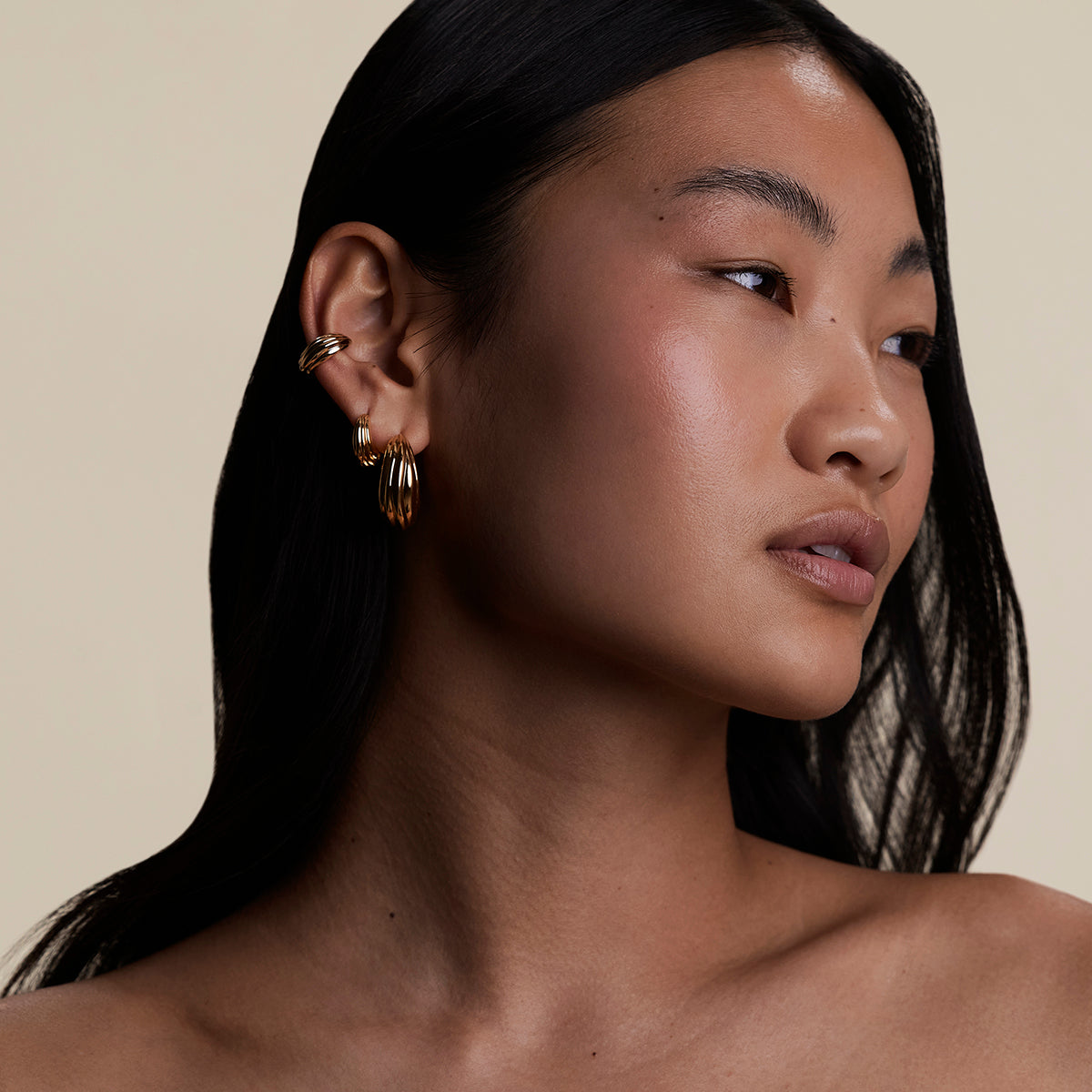 Ripple Wave Ear Cuff in Gold