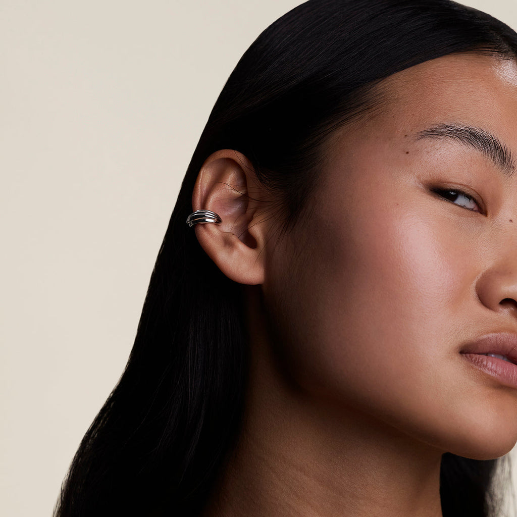 Ripple Wave Ear Cuff in Silver