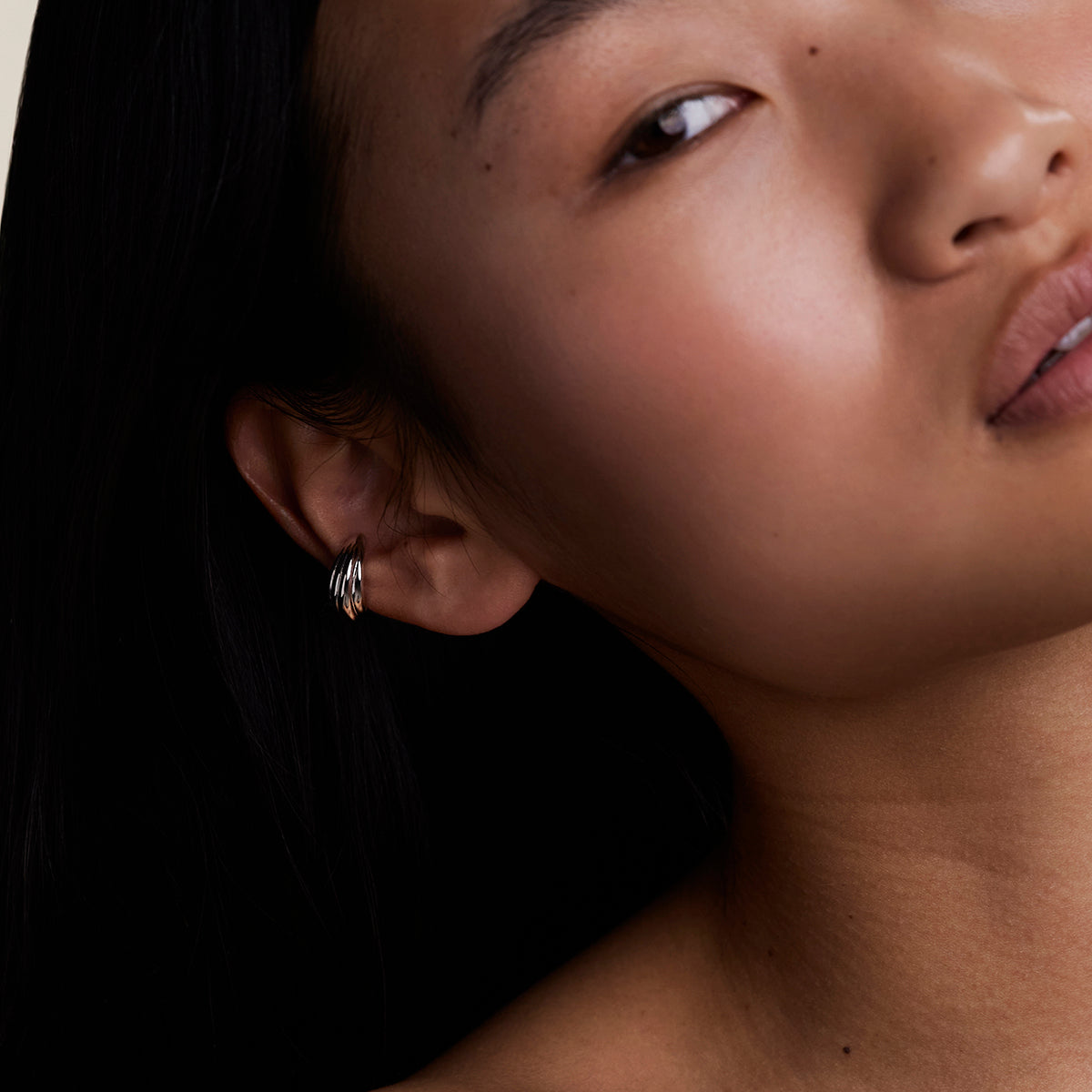 Ripple Wave Ear Cuff in Silver