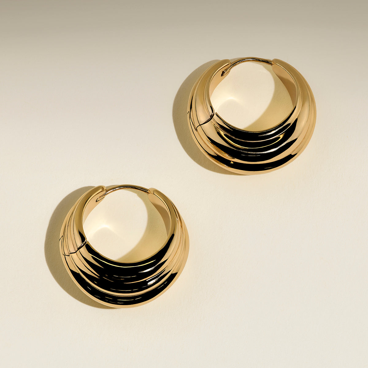 Ripple Wave Hoops in Gold