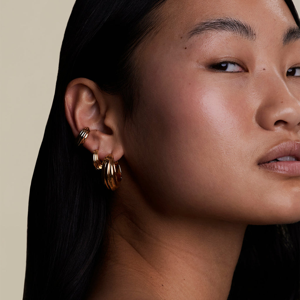 Ripple Wave Hoops in Gold