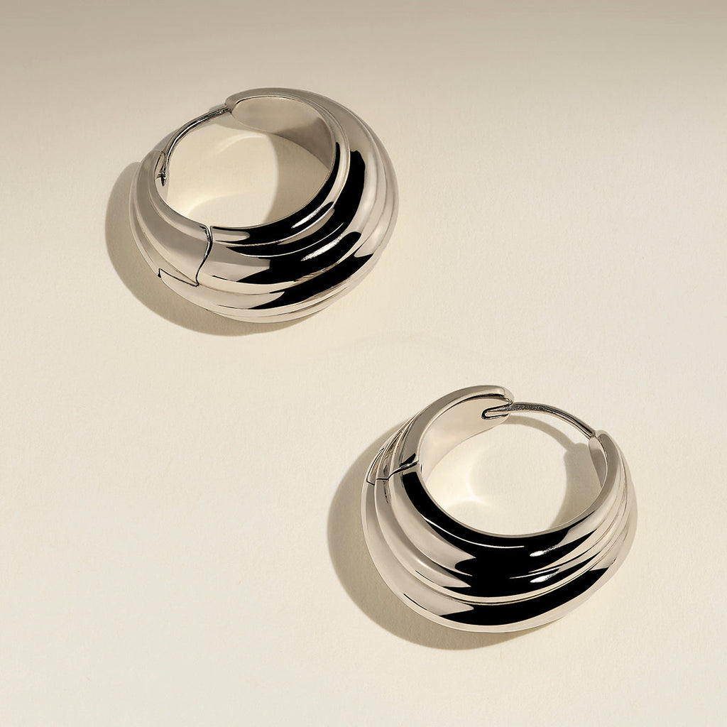 Ripple Wave Hoops in Silver