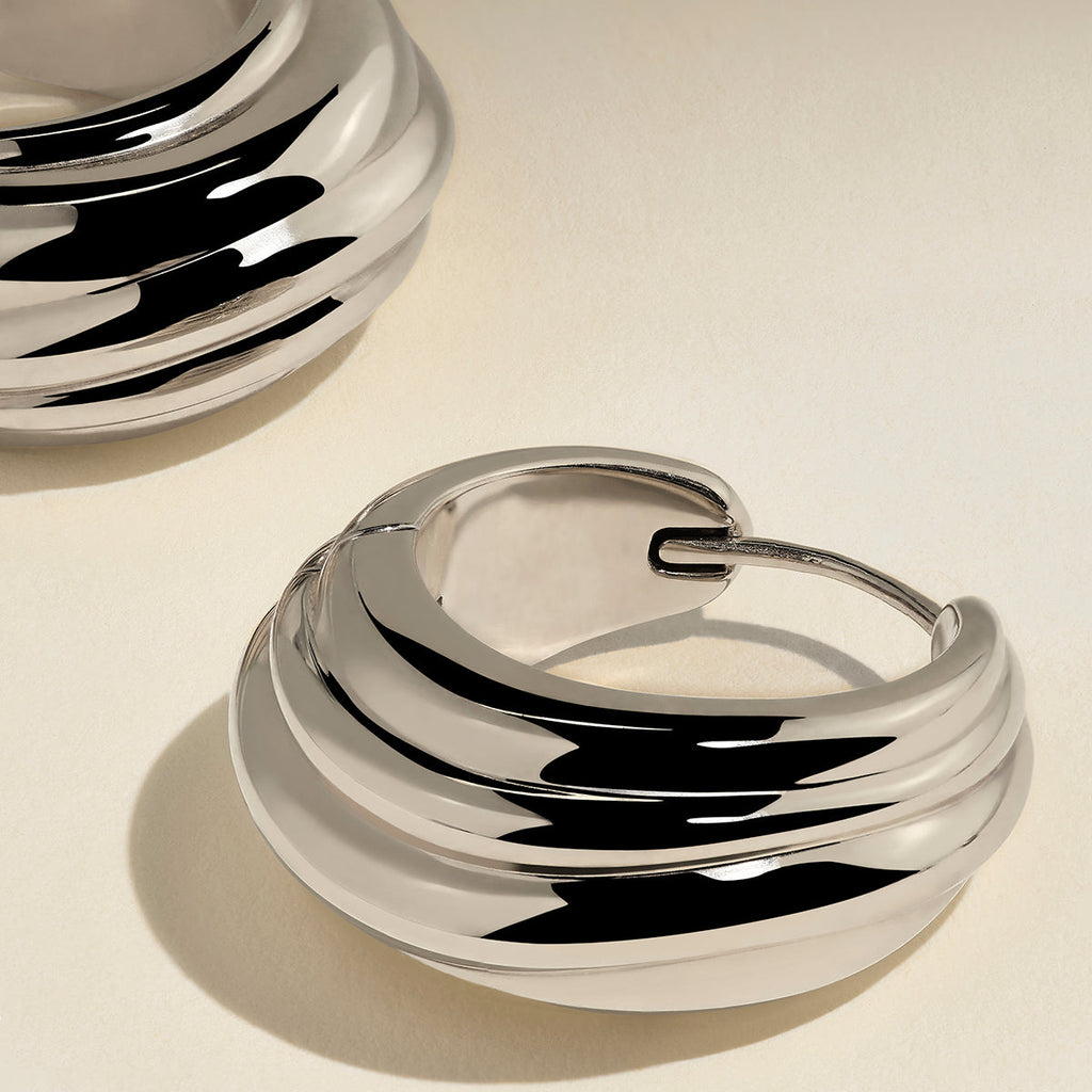 Ripple Wave Hoops in Silver