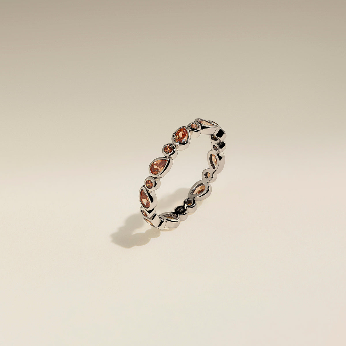 Sunset Pear Band Ring in Silver