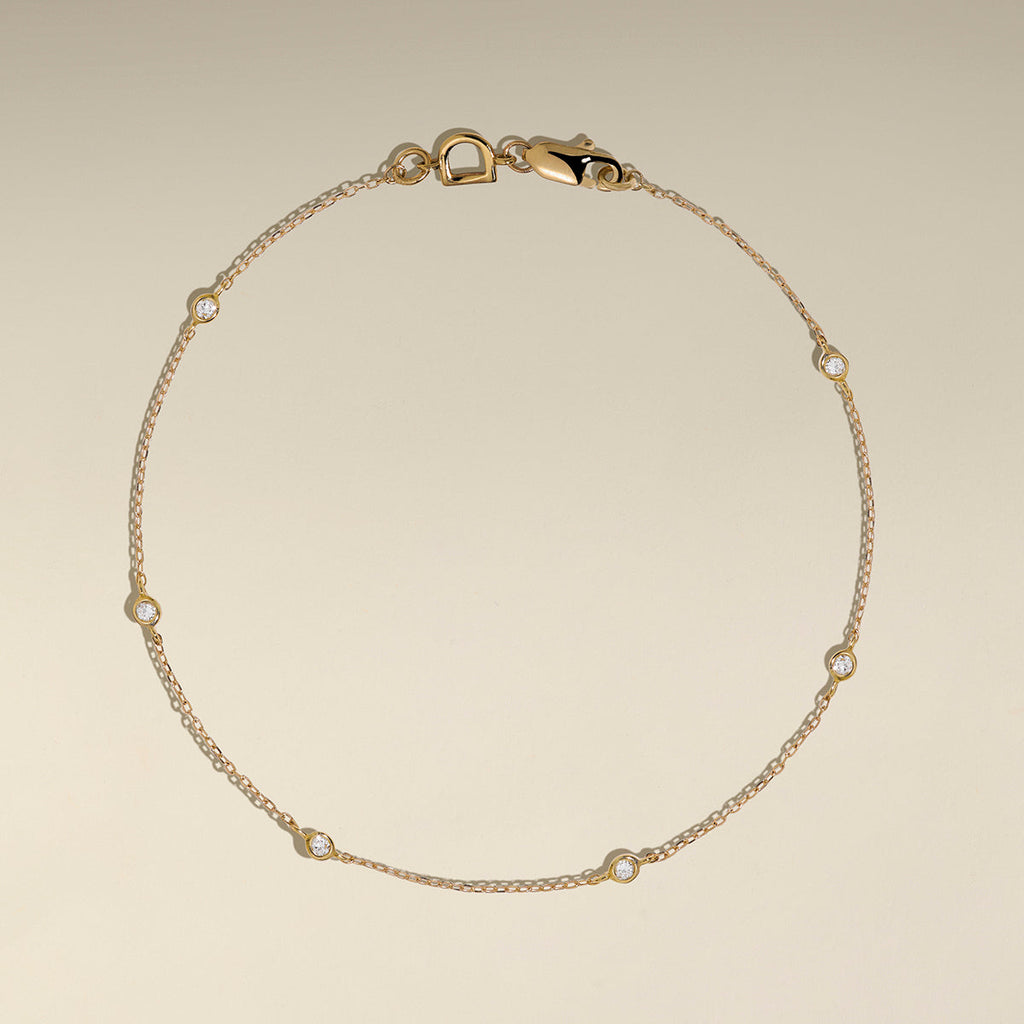 Mayfair Chain Bracelet in Solid Gold