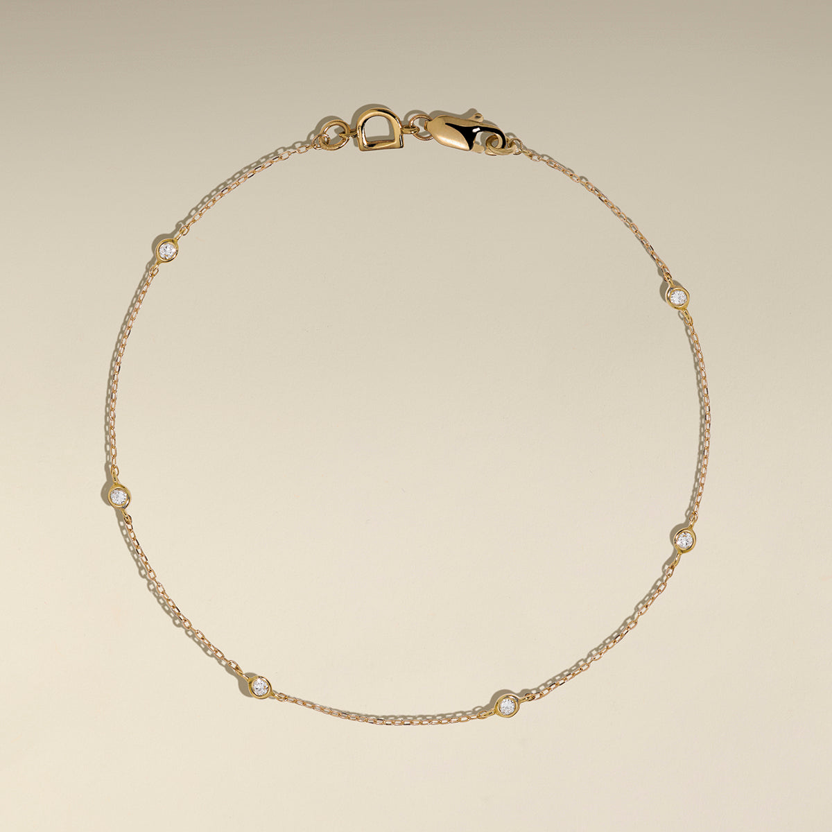 Mayfair Chain Bracelet in Solid Gold