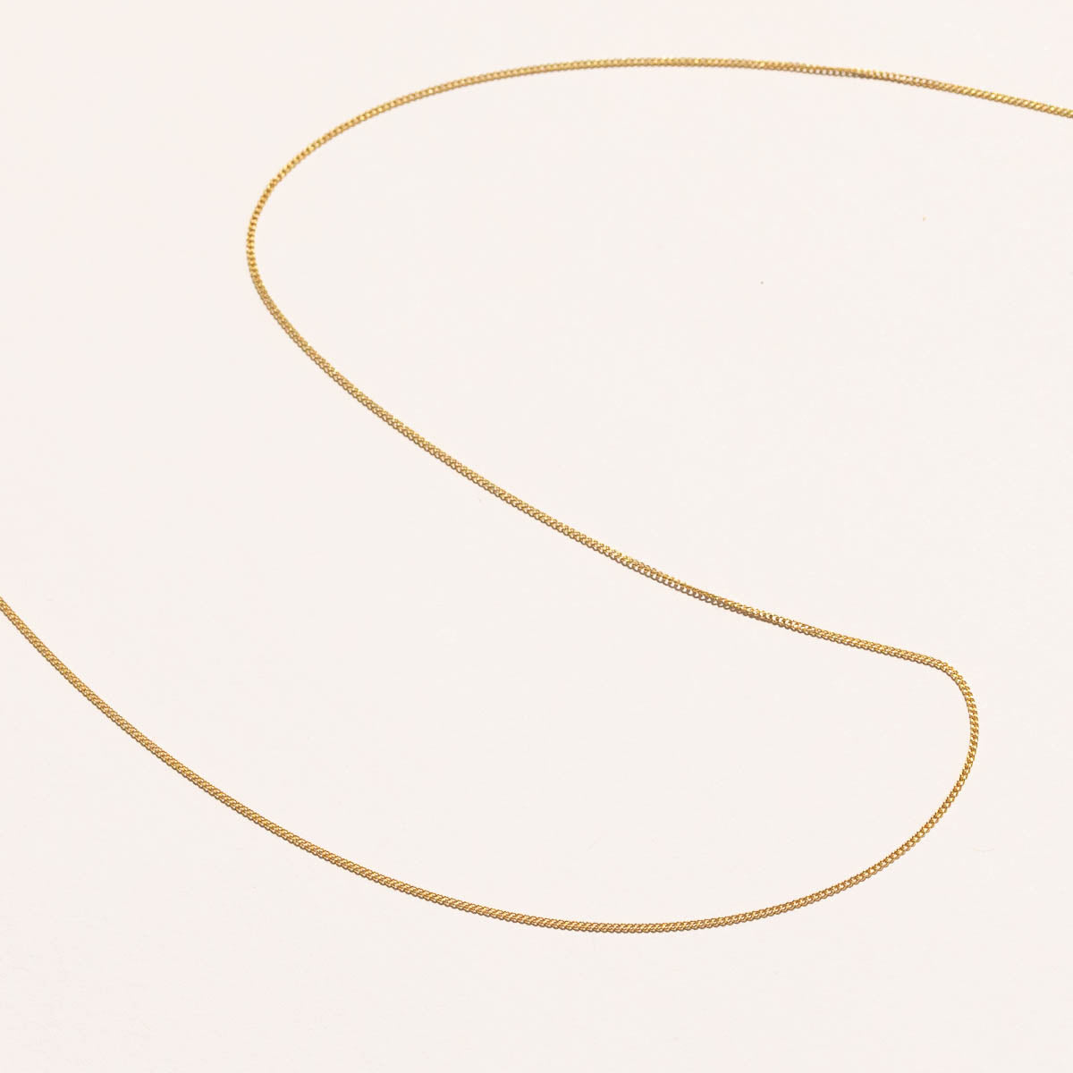 Miyu Chain Necklace in Solid Gold