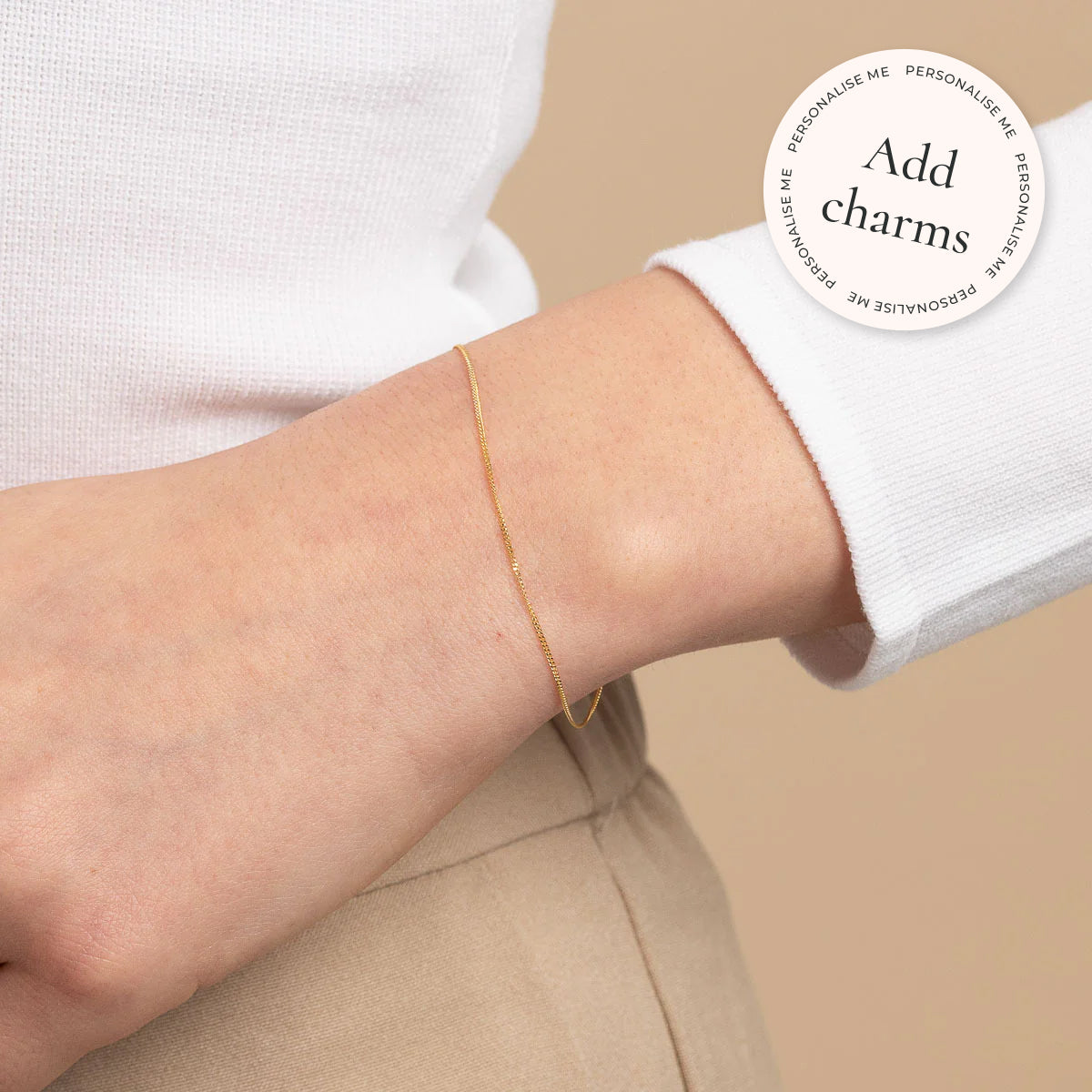 Miyu Story Chain Bracelet in Solid Gold