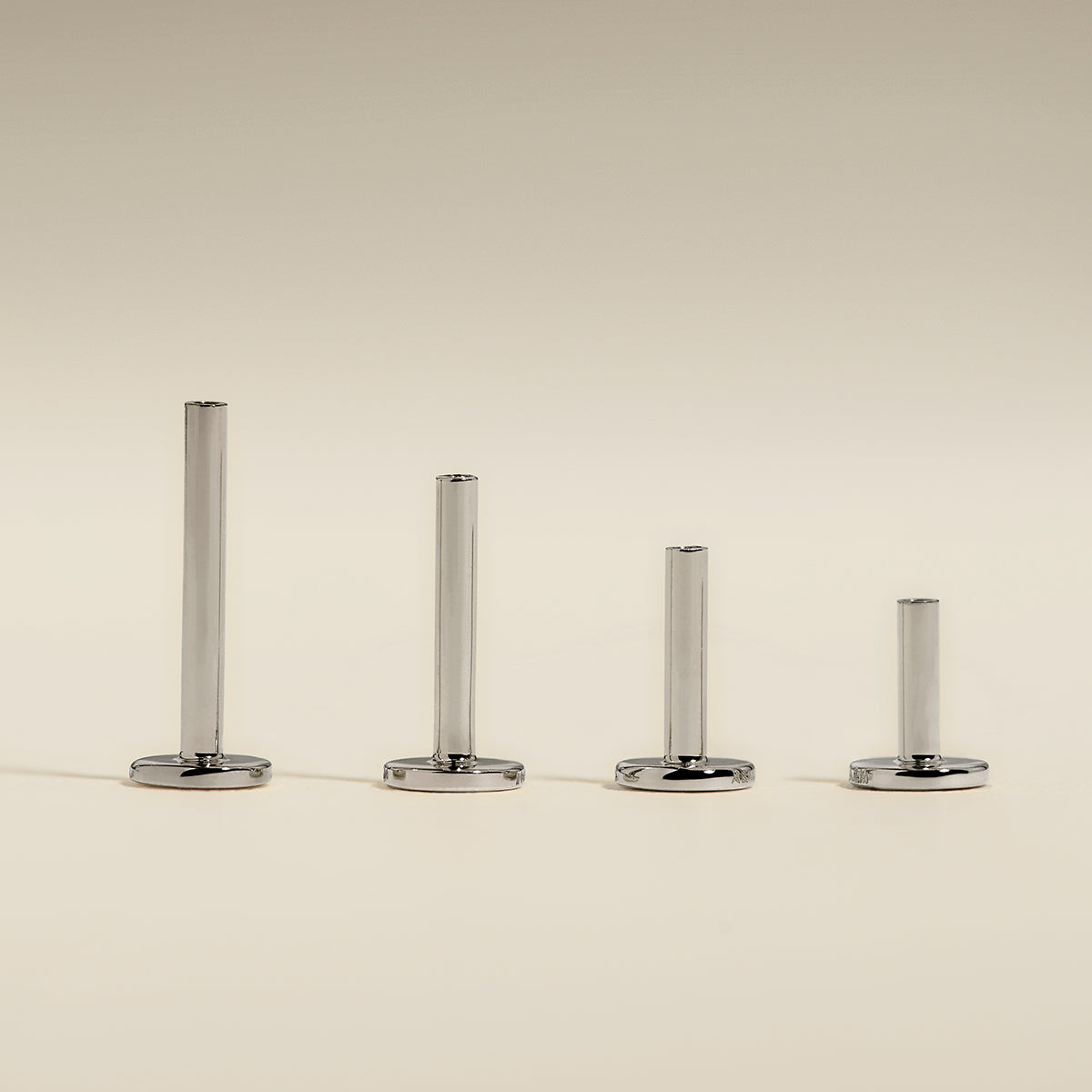 Piercing Post in Titanium