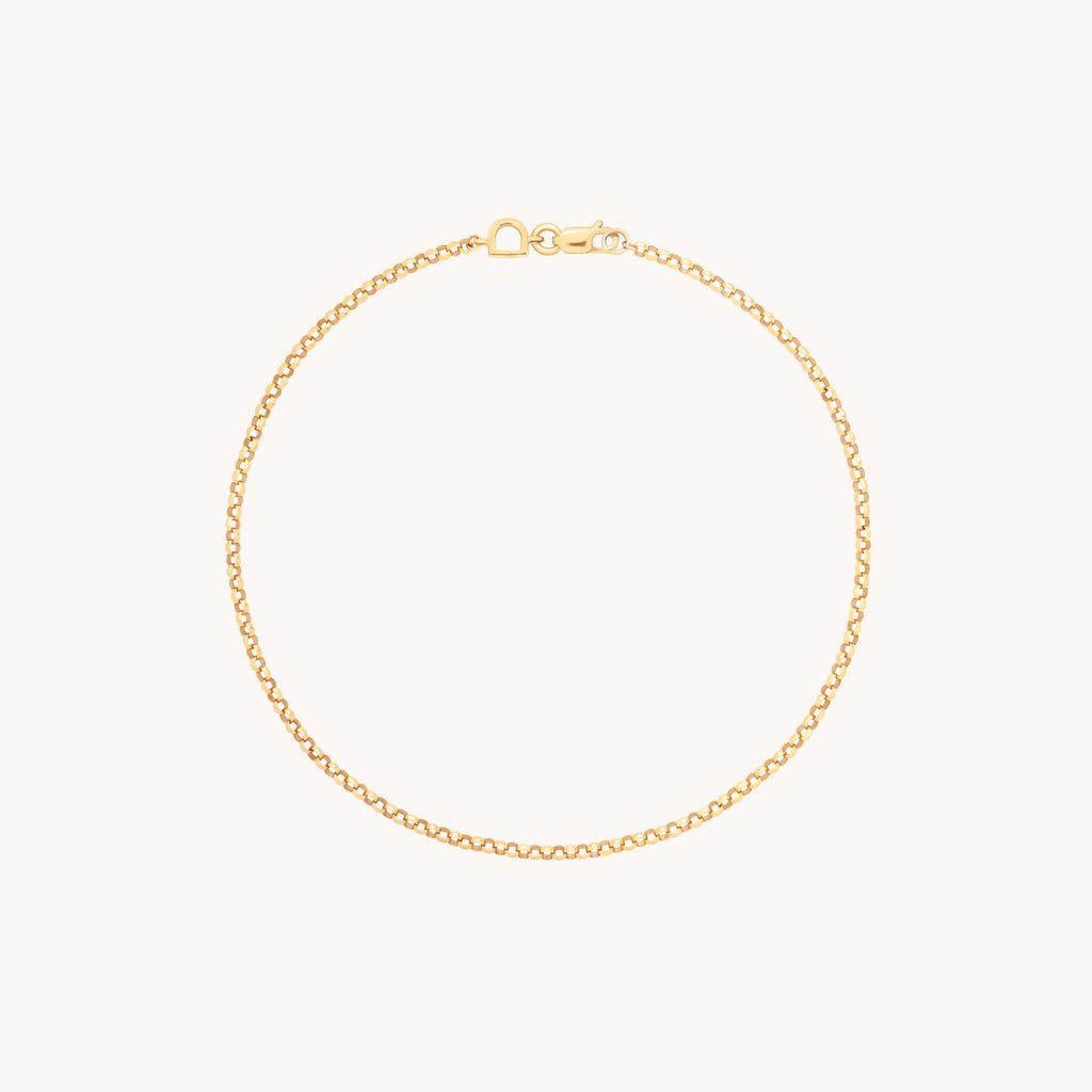 Chelsea Story Chain Bracelet in Solid Gold
